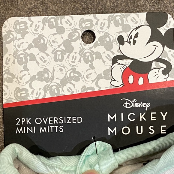 Disney Mickey and Minnie mini mitts - Picture 7 of 7